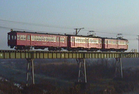 �K����E���̂R�A���