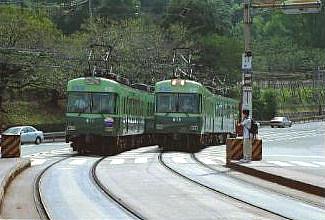 �R��w�ōs���Ⴄ�U�O�O�n