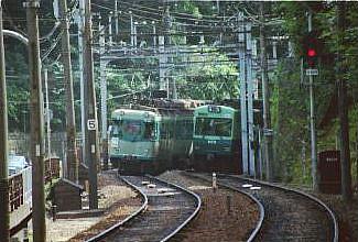 ����R�̍�ōs���Ⴄ�W�O�n�ƂU�O�O�n