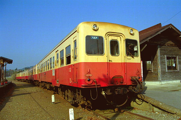 小湊鉄道302
