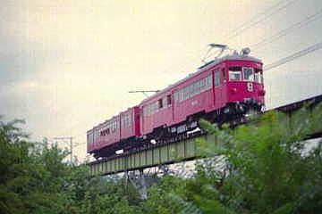 ���V�O�O�`�i�R�j