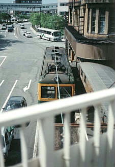 �O������]